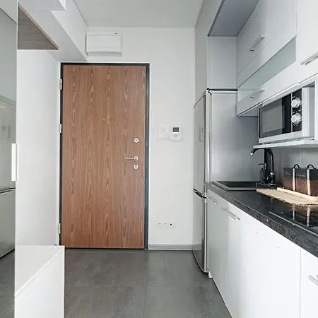 Strzelecka 24 Modern Hotel